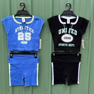 Seamless Crop Top & High-Rise Biker Shorts Graphic 2-Piece Set 2-Pack Size M